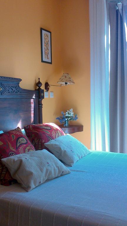 Hotel La Montanesuca Comillas Zimmer foto